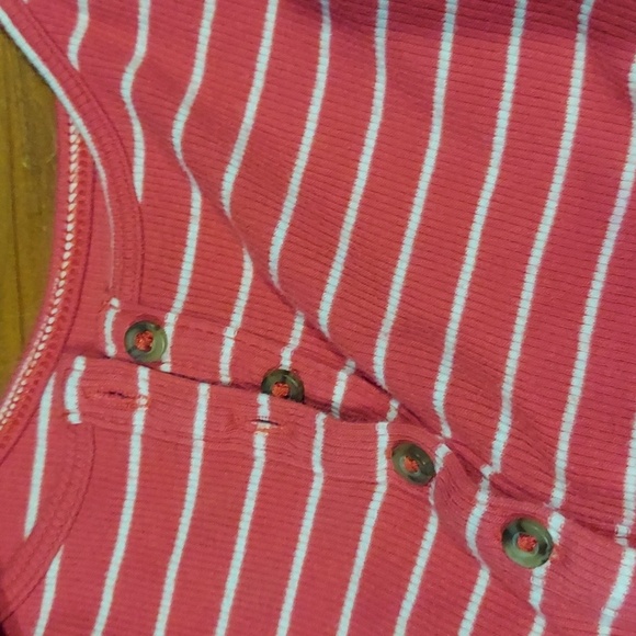 Old Navy Red Striped Fitted Maternity Tank XS - Picture 2 of 4